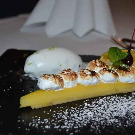 Thon Partner Elgstua Hotel