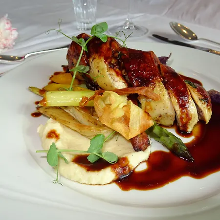 Thon Partner Elgstua Hotel 3*